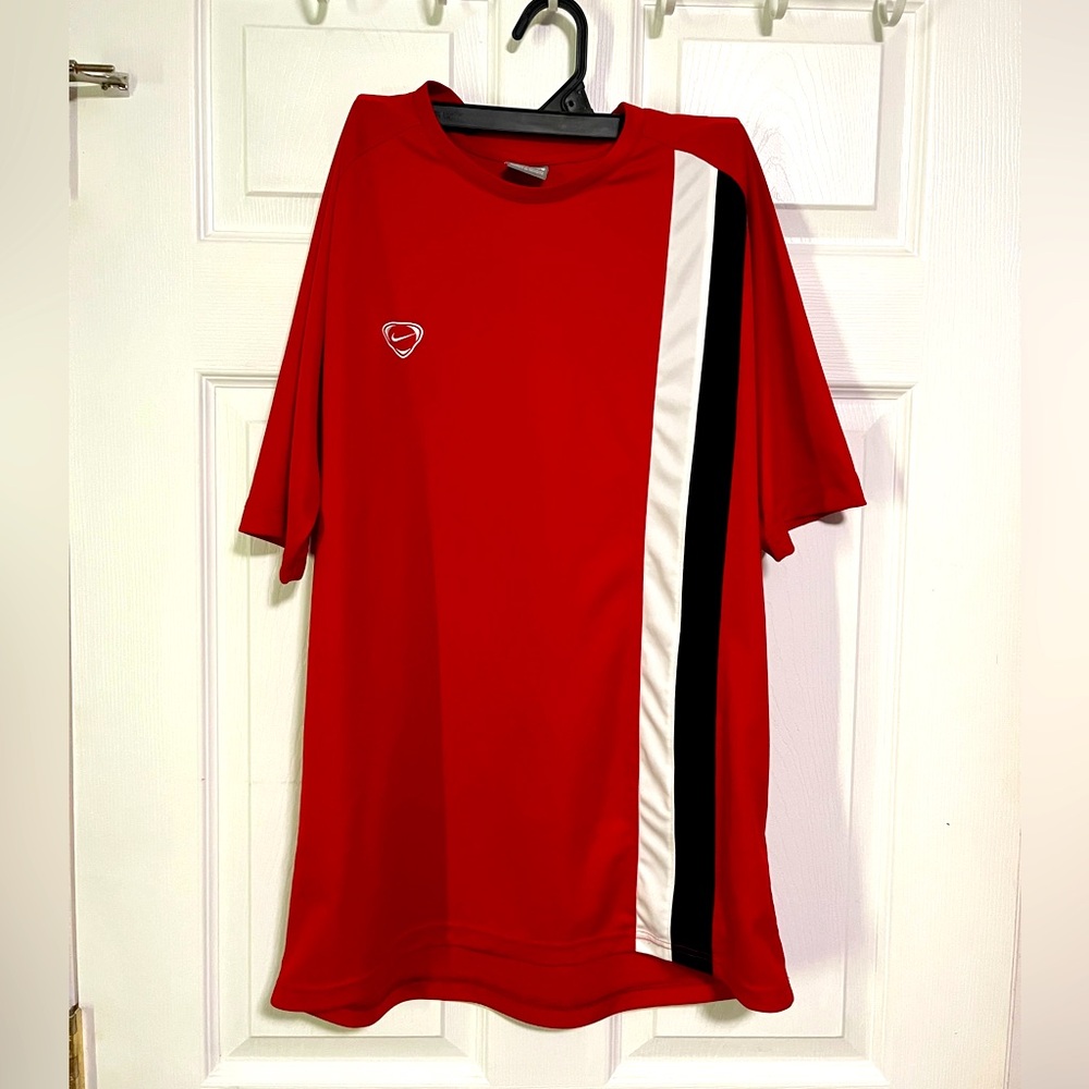 Nike Athletic Shirt Size Medium